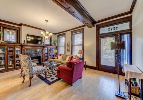 5777 Pershing, St. Louis, Missouri, United States 63112, 2 Bedrooms Bedrooms, ,1.5 BathroomsBathrooms,Apartment,Furnished,Pershing,1,1353